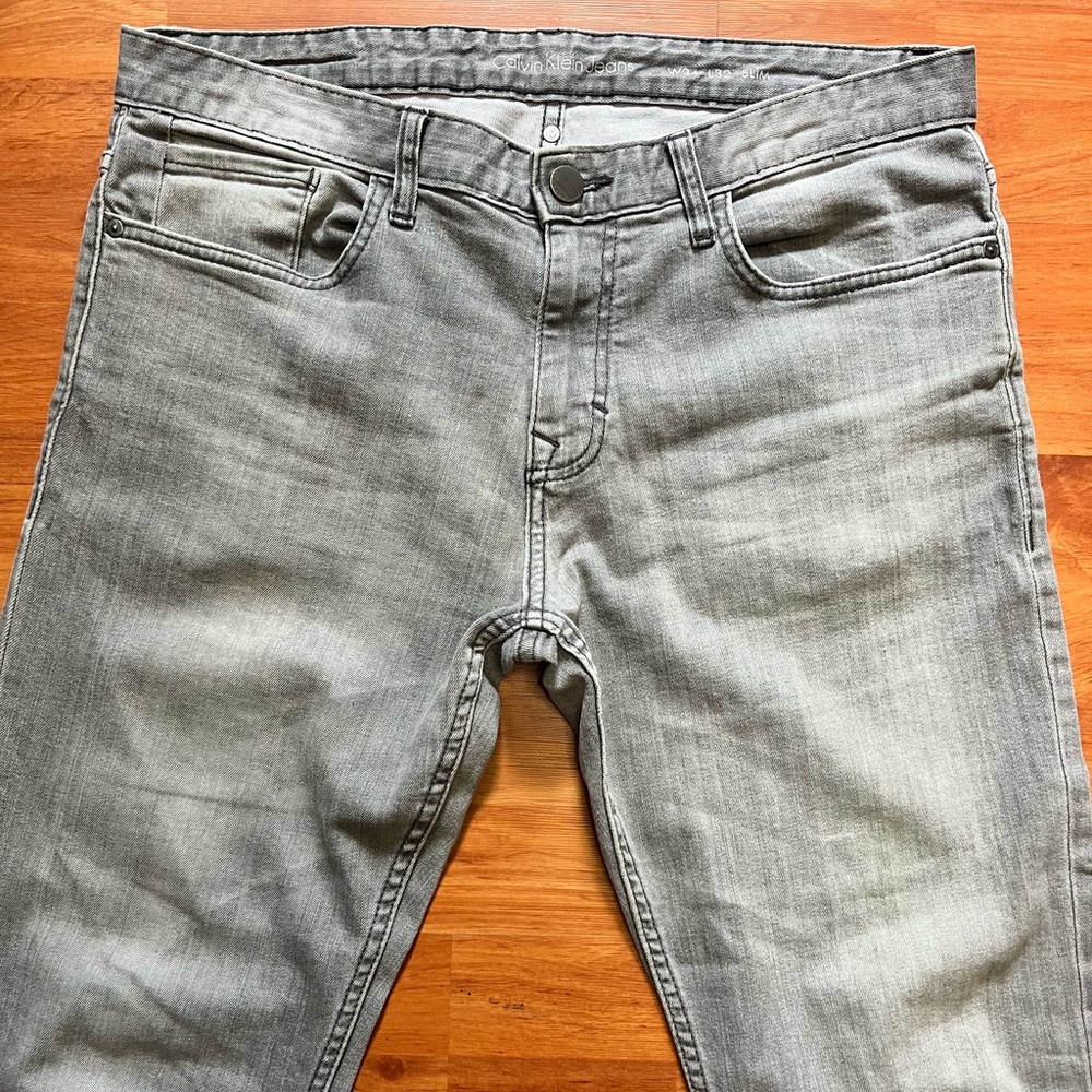 CALVIN KLEIN JEANS MENS GREY SLIM FIT STRETCH SIZE 34